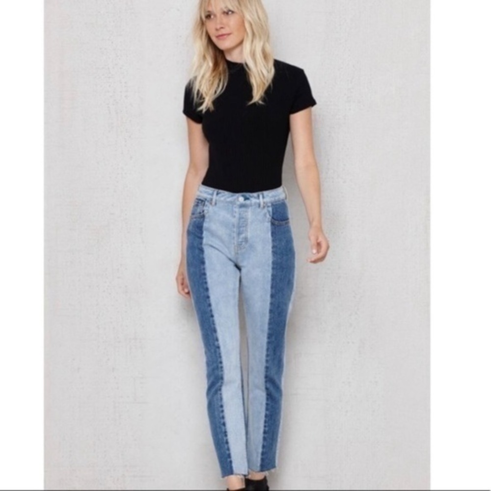 Pacsun Womens 2 Tone, High Rise, Button Fly, Mom Jeans, Size 24, Raw Hem